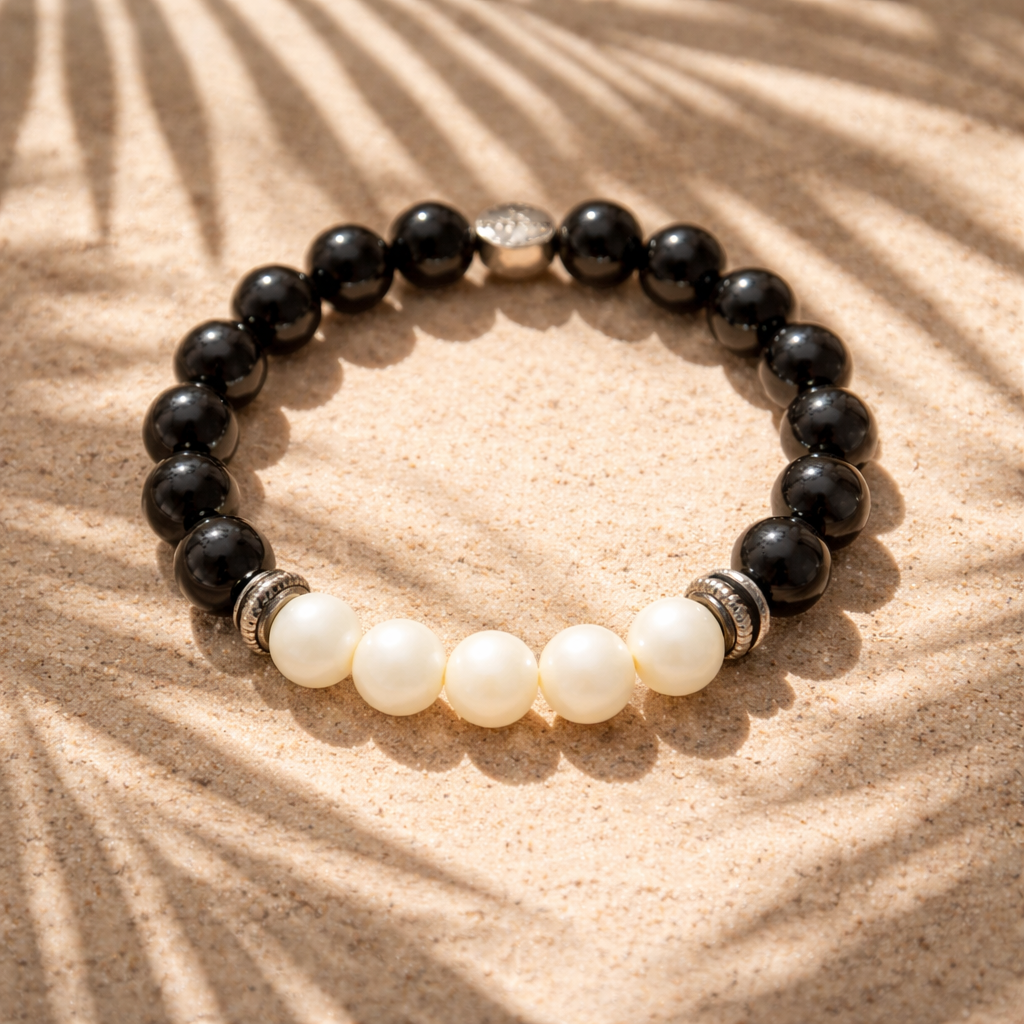 Bracelet Nacre & Tourmaline Noire — 15cm