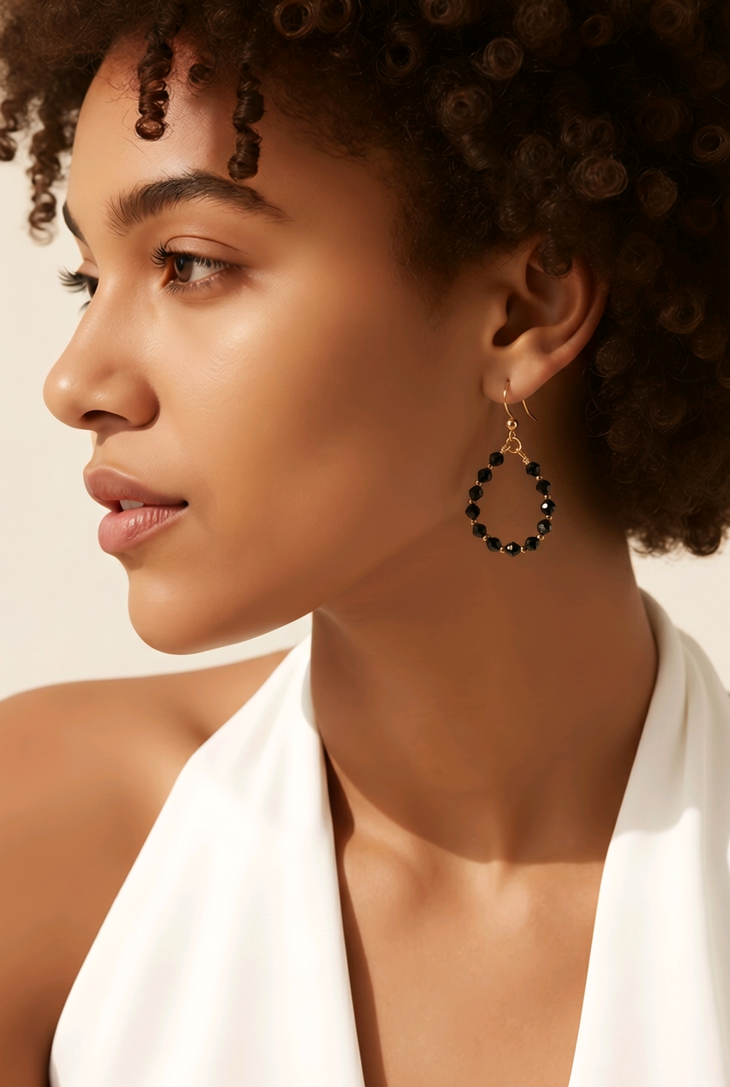 Boucles d'oreilles Pierre de Sable Vert Facettée — Plaqué or 18k, Perles Donut