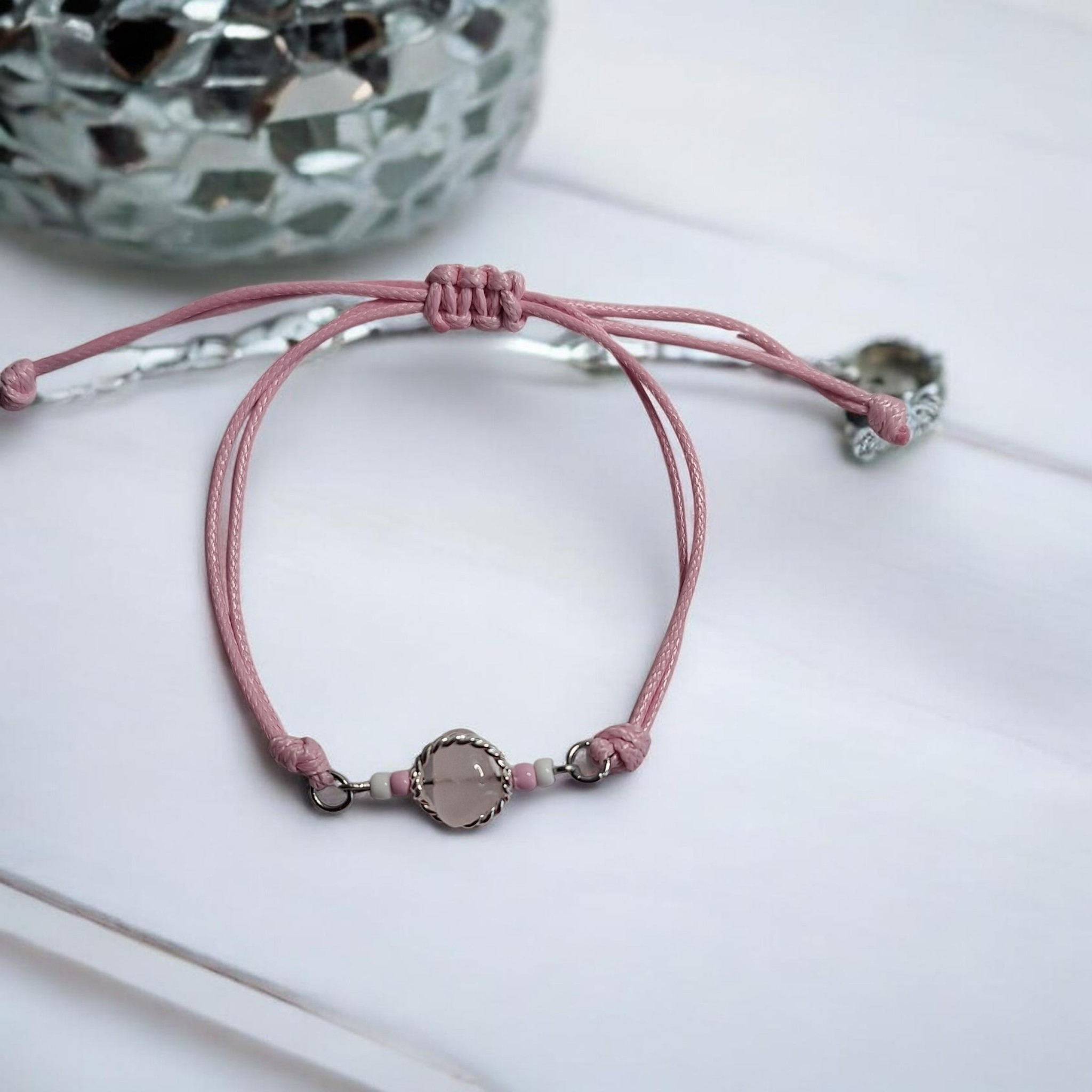 Bracelet Cordon Quartz Rose Chips & Perles Rocailles — Réglable, Style Bohème