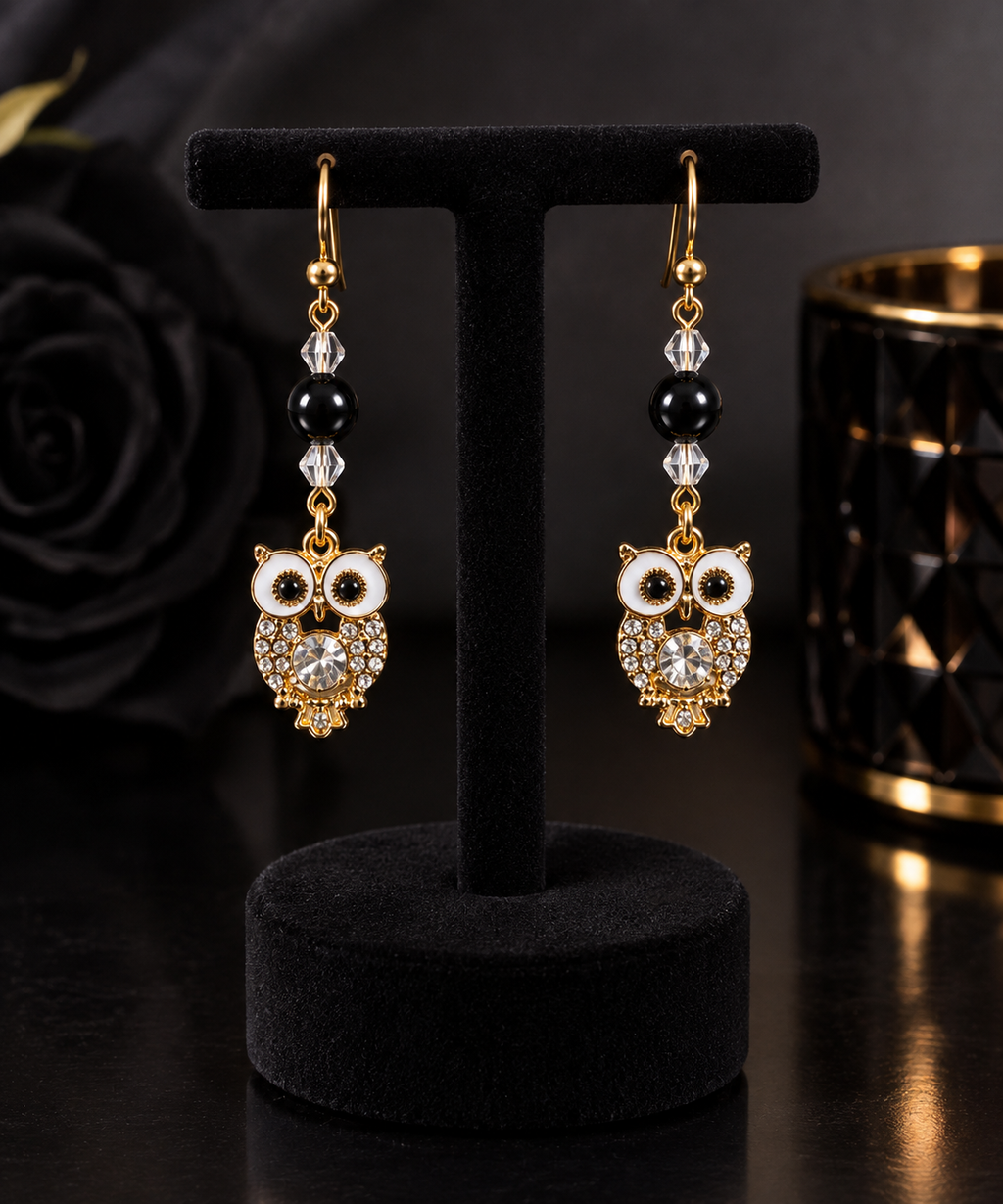 Boucles d’oreilles hibou doré, obsidienne noire et perles de verre