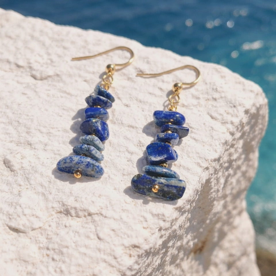 Boucles d'oreilles Lapis Lazuli Chips — Pierre naturelle, Plaqué or 18k