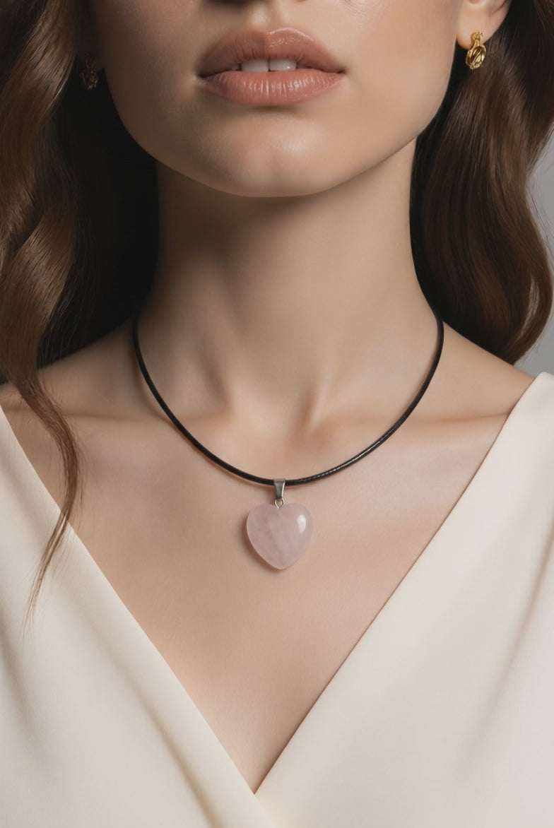 Pendentif Cœur Quartz Rose Poli.